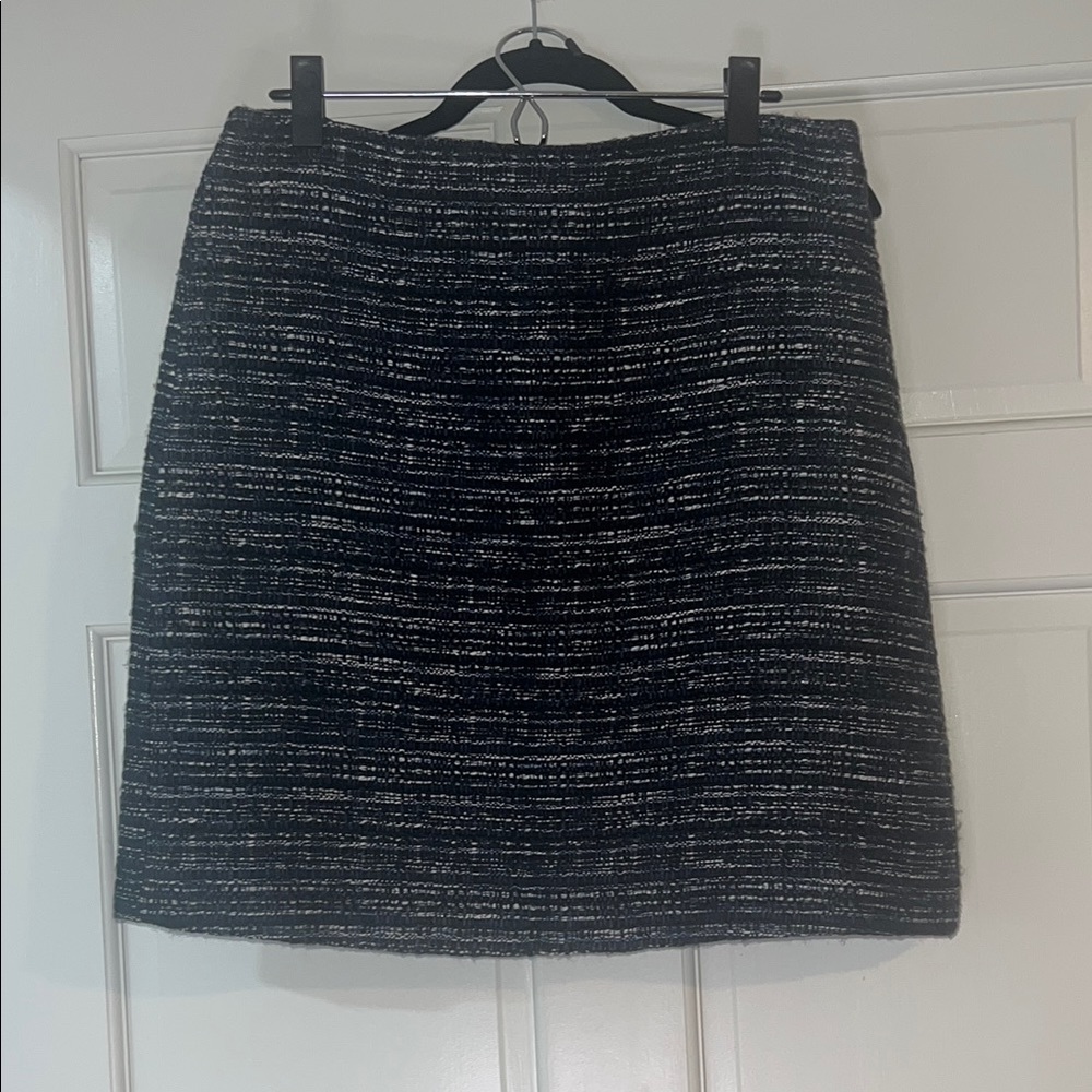 Elegant Blue and White Tweed Skirt